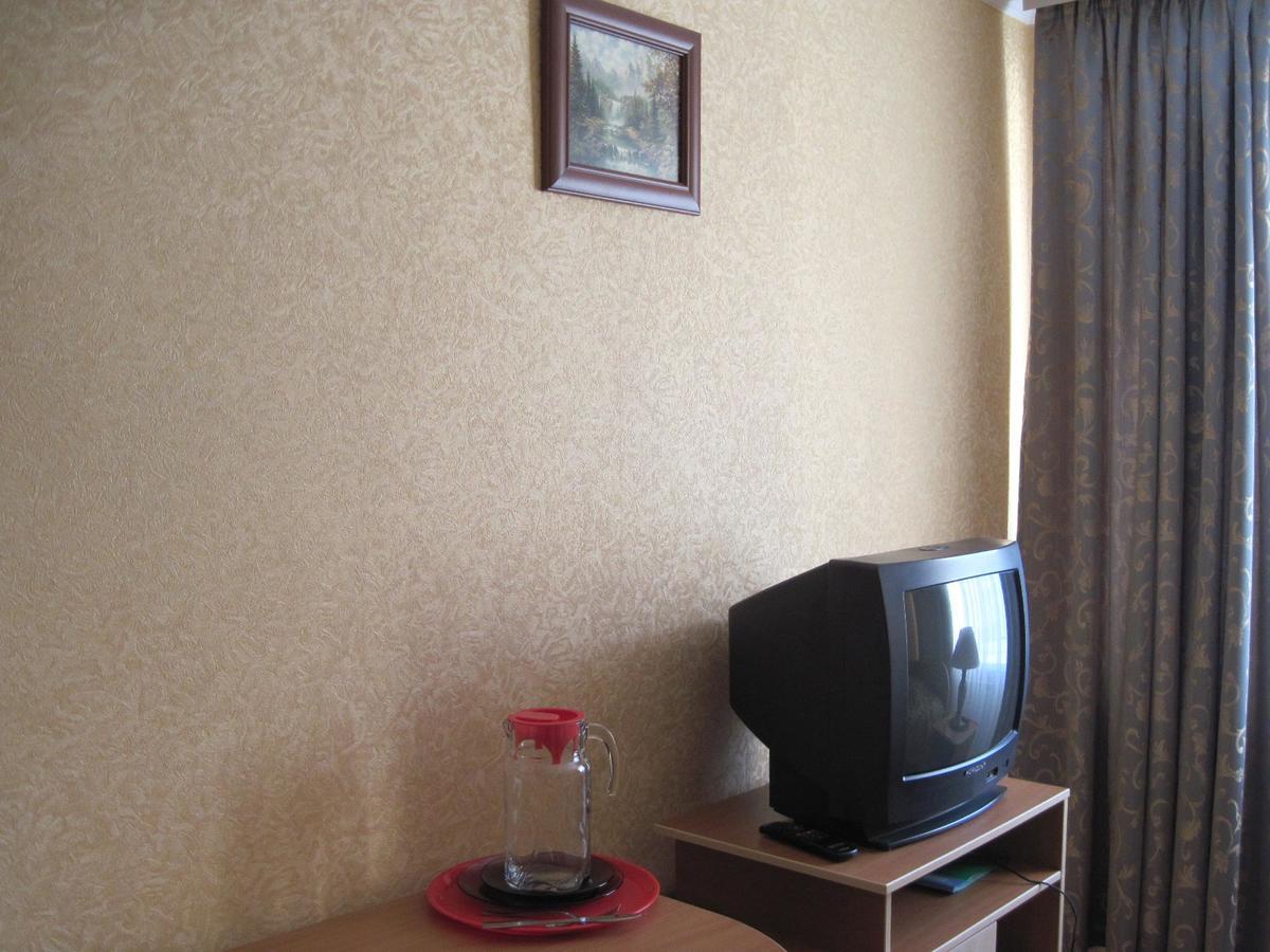 Hotel Mosty Masty Esterno foto