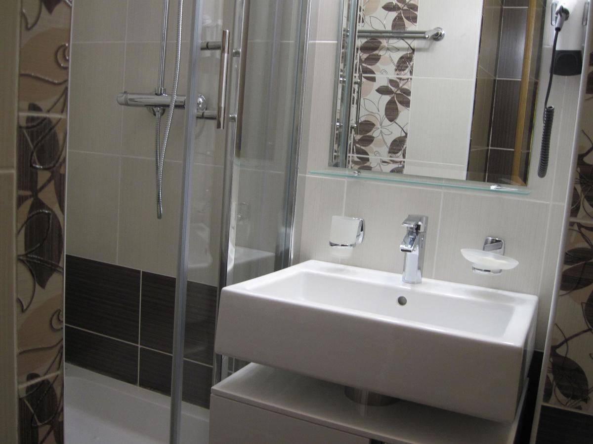 Hotel Mosty Masty Esterno foto