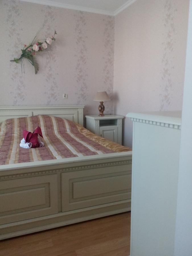 Hotel Mosty Masty Esterno foto